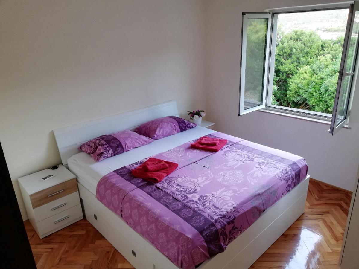 Račišće Fei Fei Apartments 2 מראה חיצוני תמונה